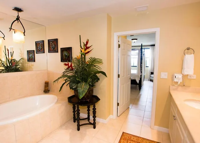 Сasa de vacaciones Classy Artsy Ocean-view Unit Near Pool At Pacifico In Sleeps 6 *